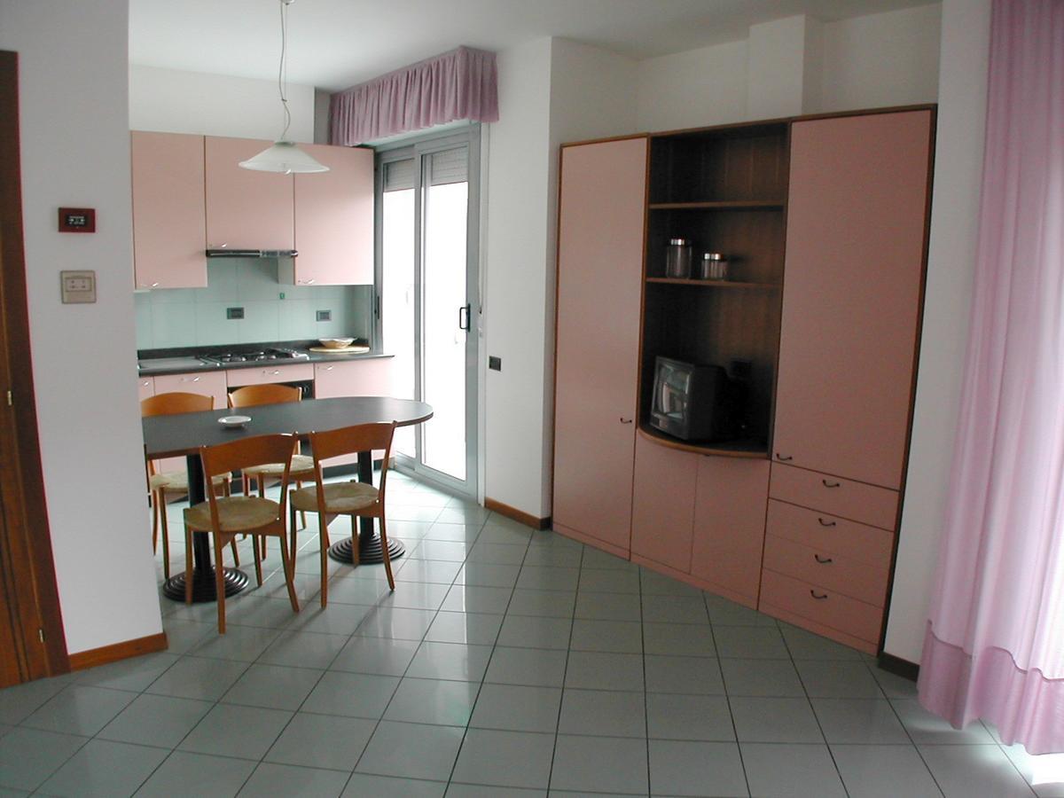 Residence Mediterraneo San Benedetto del Tronto Phòng bức ảnh